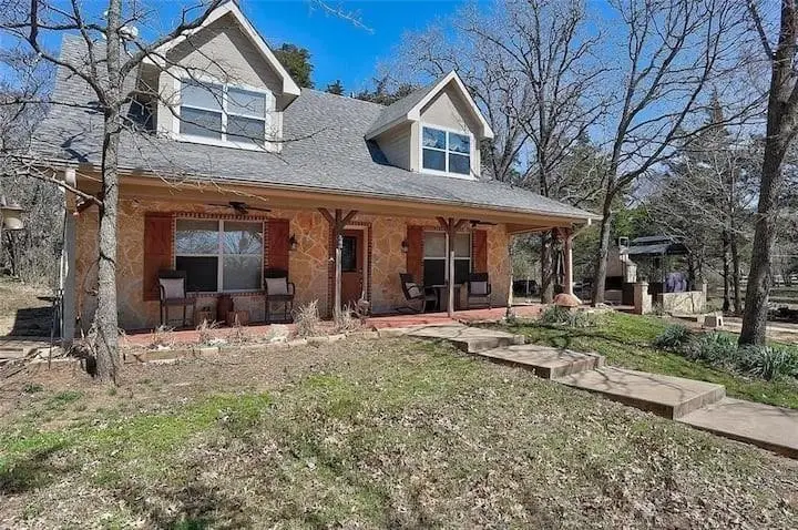 233 Castle Drive, Pottsboro, TX 75076 - #1