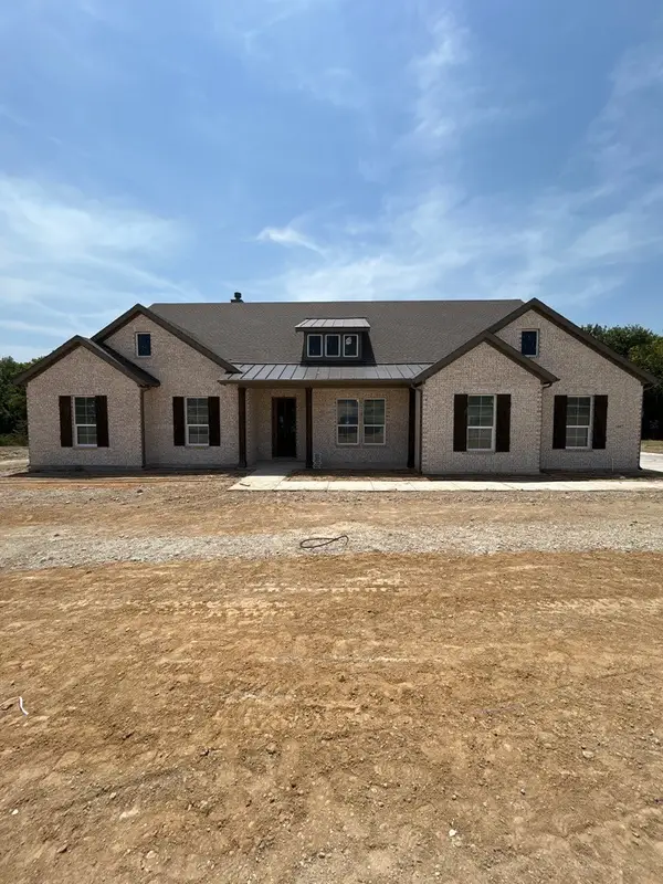 1007 Perrin Lane, Van Alstyne, TX 75495