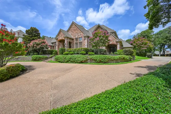 2300 Woodmoor Lane, Colleyville, TX 76034