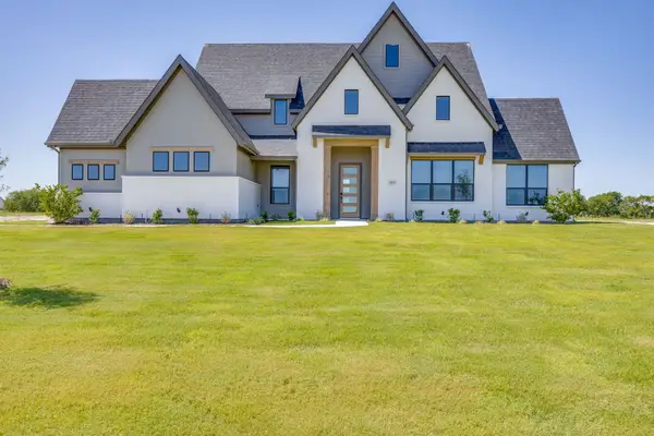 2830 Guadalupe Peak, Waxahachie, TX 75167