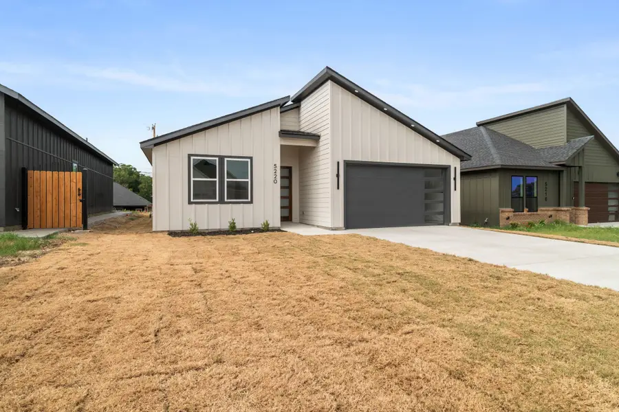 5220 Farnsworth Avenue, Fort Worth, TX 76107 - #3