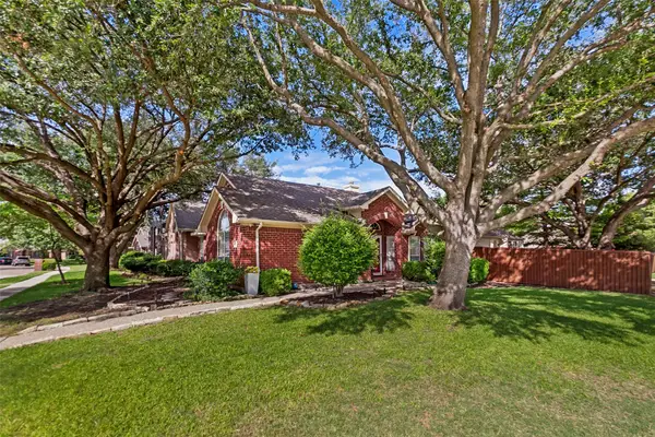 6800 Forest Hills Drive, Plano, TX 75023