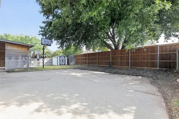 3909 Tuscany Court, Arlington, TX 76016