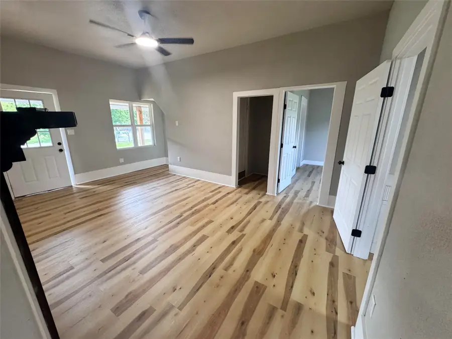 700 Avenue H, Blanket, TX 76432 - #3