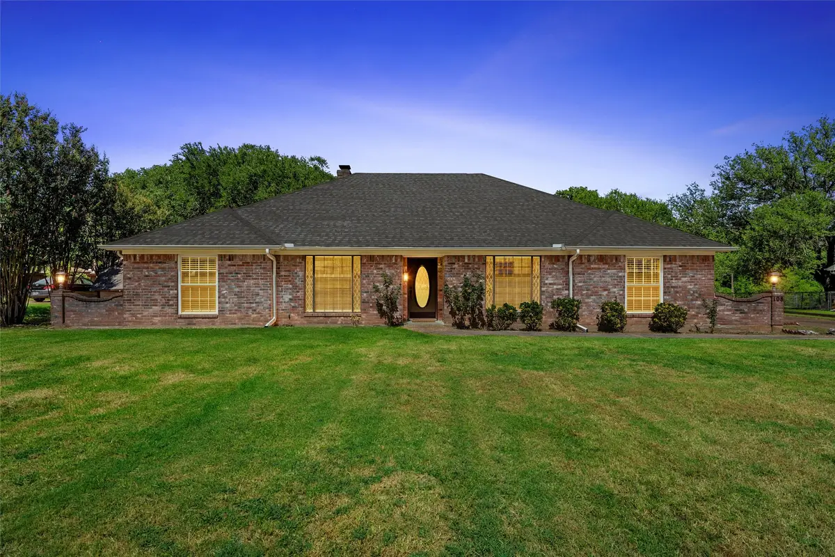 108 Spring Creek Street, Lacy Lakeview, TX 76705 - #1