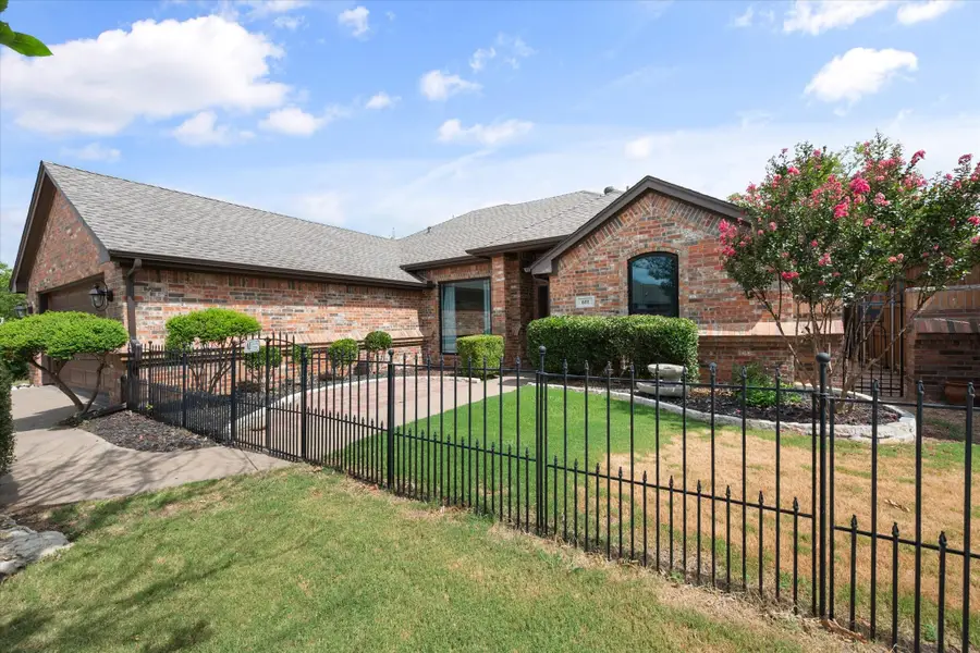 601 Mesa Vista Drive, Crowley, TX 76036 - #2