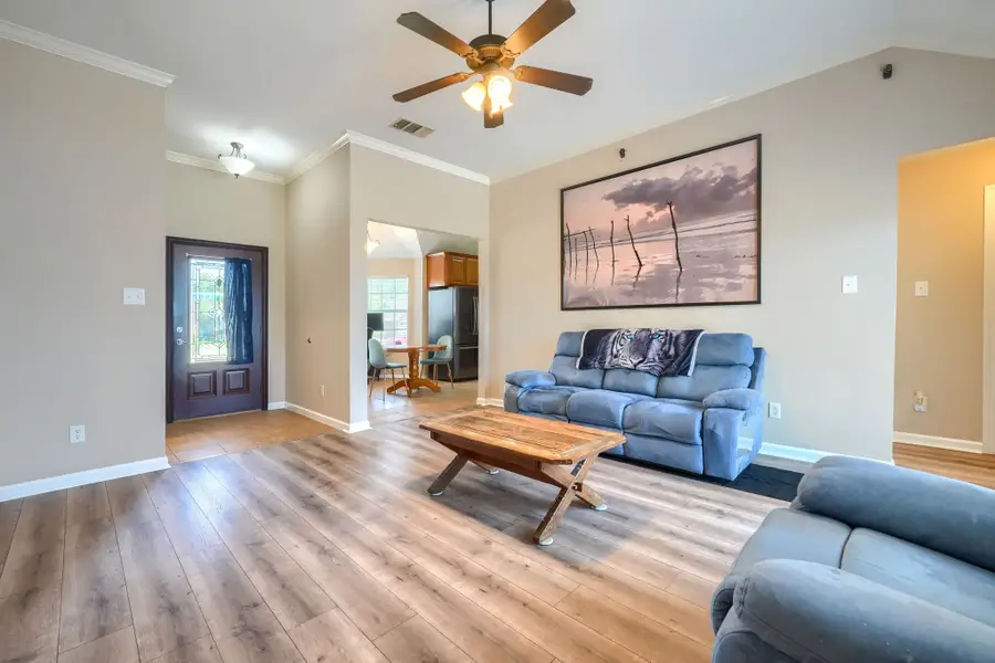 221 Quail Run, Aubrey, TX 76227 - #3