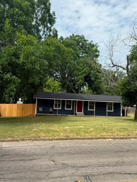 3004 N 15th A Street, Waco, TX 76708 - #1