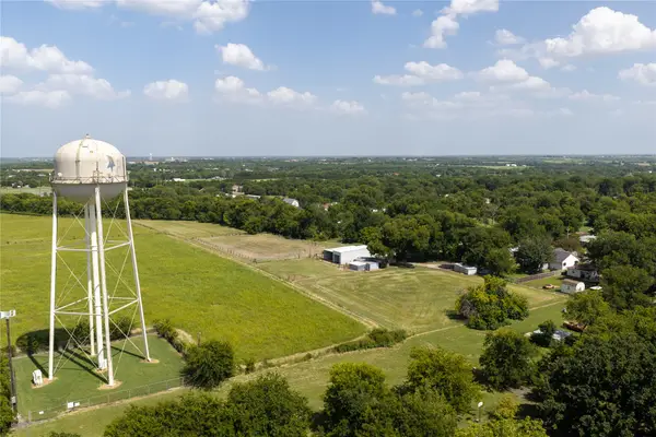 205 Murchison Street, Farmersville, TX 75442