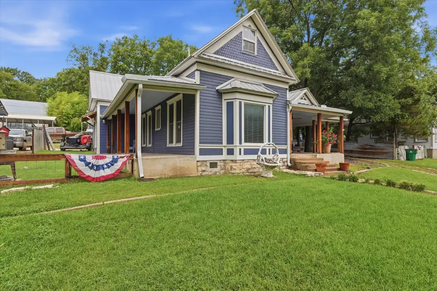 415 S Rice Street, Hamilton, TX 76531 - #2