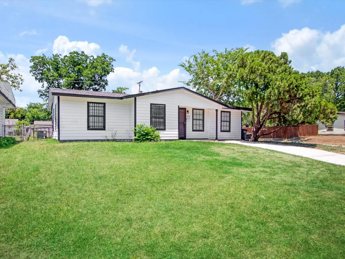 3700 Griggs Avenue, Fort Worth, TX 76119 - #1