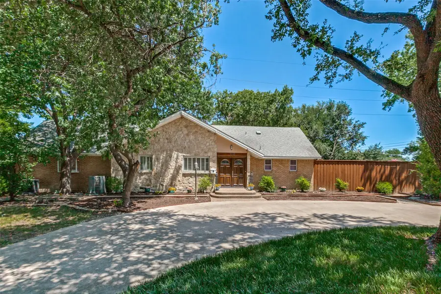 100 N Gentle Drive, Richardson, TX 75080 - #2