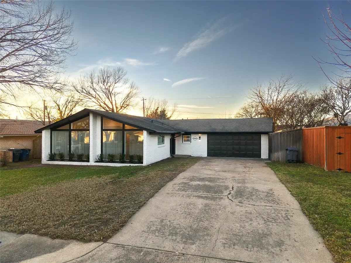 1241 Stevens Ridge Drive, Dallas, TX 75211 - #1