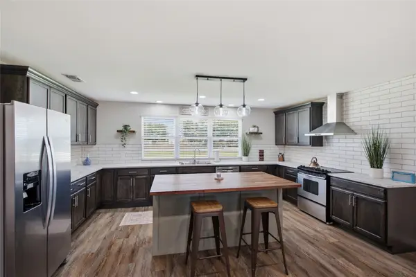 11477 Ridgeview Circle, Fort Worth, TX 76244