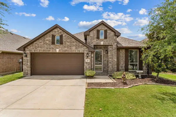 609 Fox View Drive, Fort Worth, TX 76131