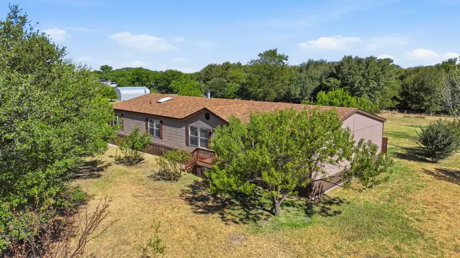 110 Draper Drive, Springtown, TX 76082 - #2
