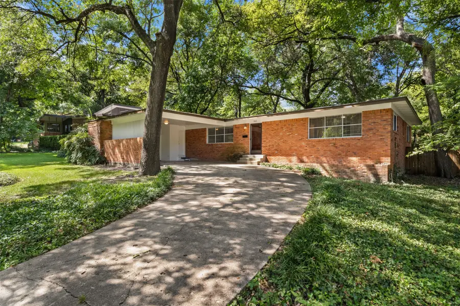 985 N Rustic Circle, Dallas, TX 75218 - #2