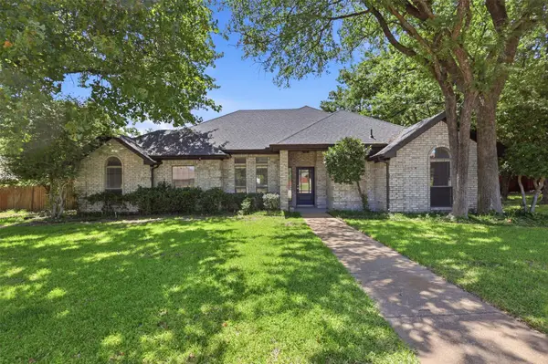 1309 Oak Harbor Boulevard, Azle, TX 76020