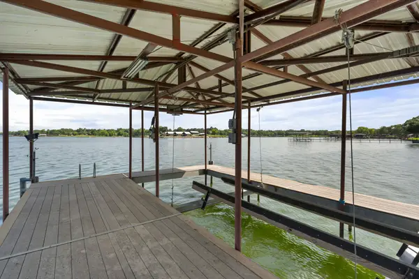 3935 Autumn Point Drive, Wills Point, TX 75169