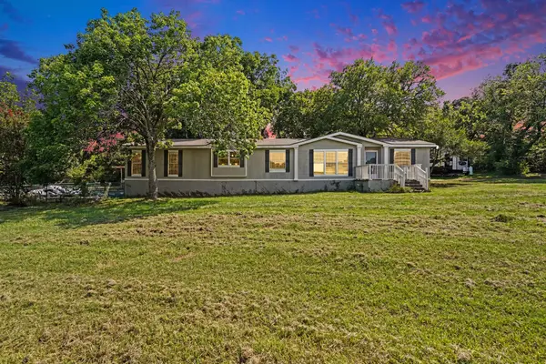 6356 Rendon Bloodworth Road, Fort Worth, TX 76140