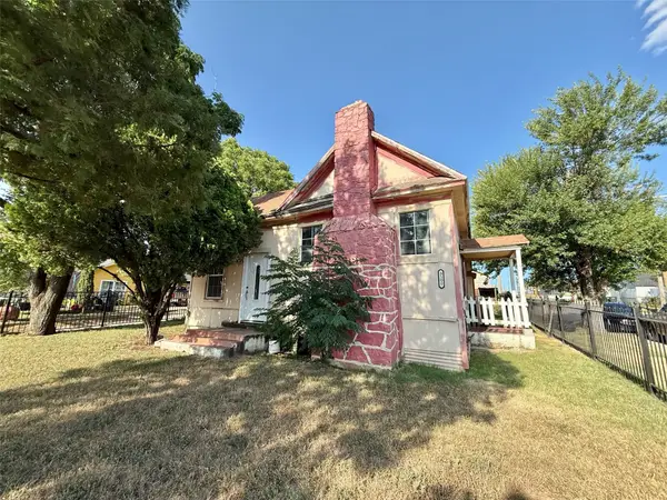 3300 N Pecan Street, Fort Worth, TX 76106
