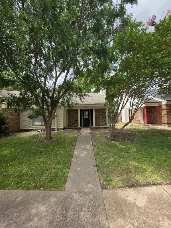 713 Denmark Drive, Mesquite, TX 75149