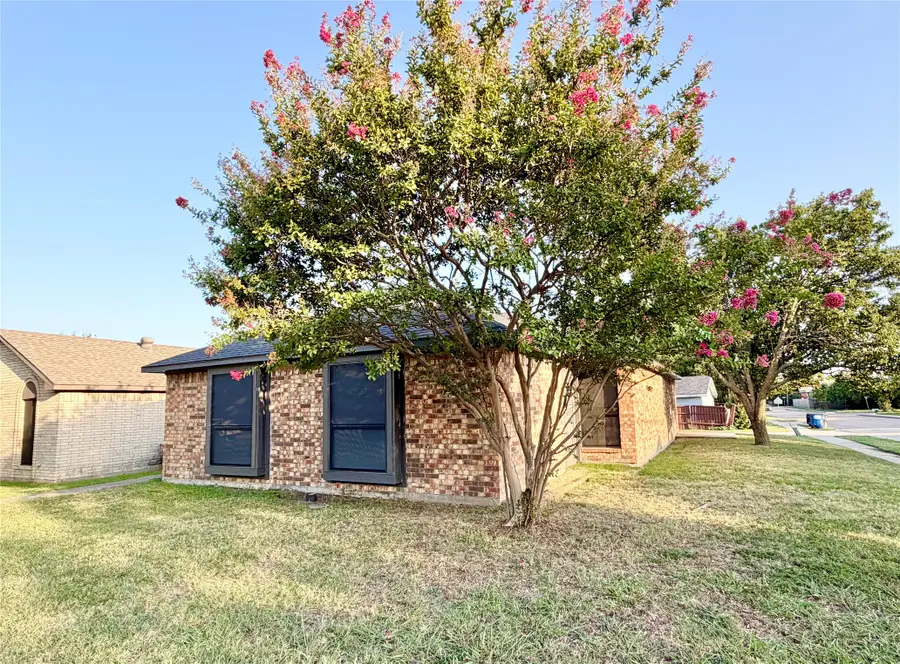 211 E Stone Circle, Wylie, TX 75098 - #3