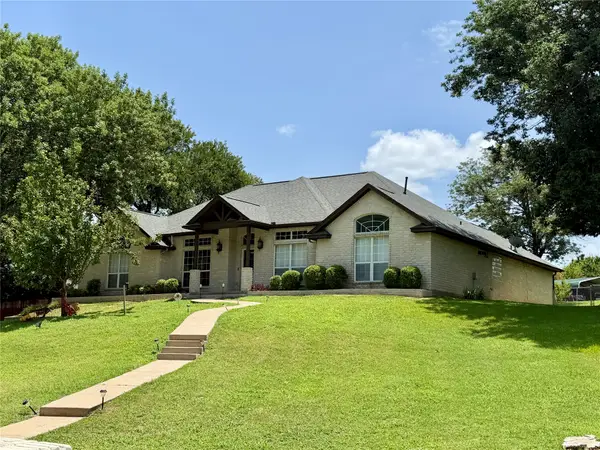 110 Pecan Valley Lane, Waxahachie, TX 75165