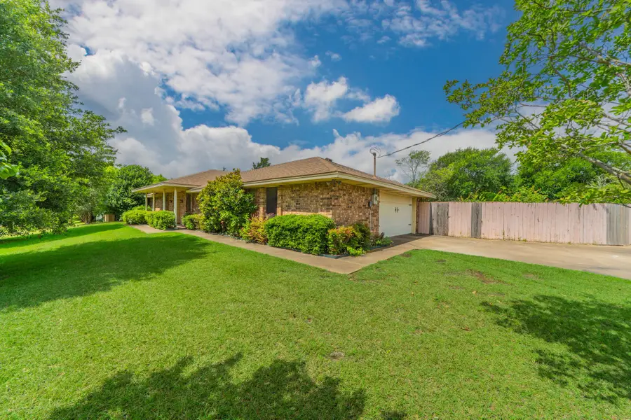 5011 Springbrook Drive, Midlothian, TX 76065 - #3