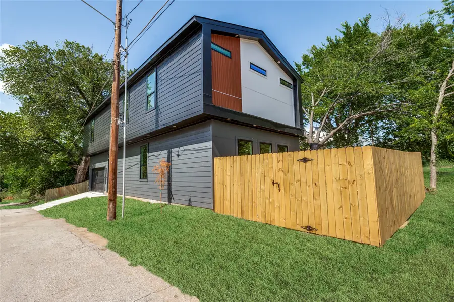 524 Tama Street, Dallas, TX 75203 - #2