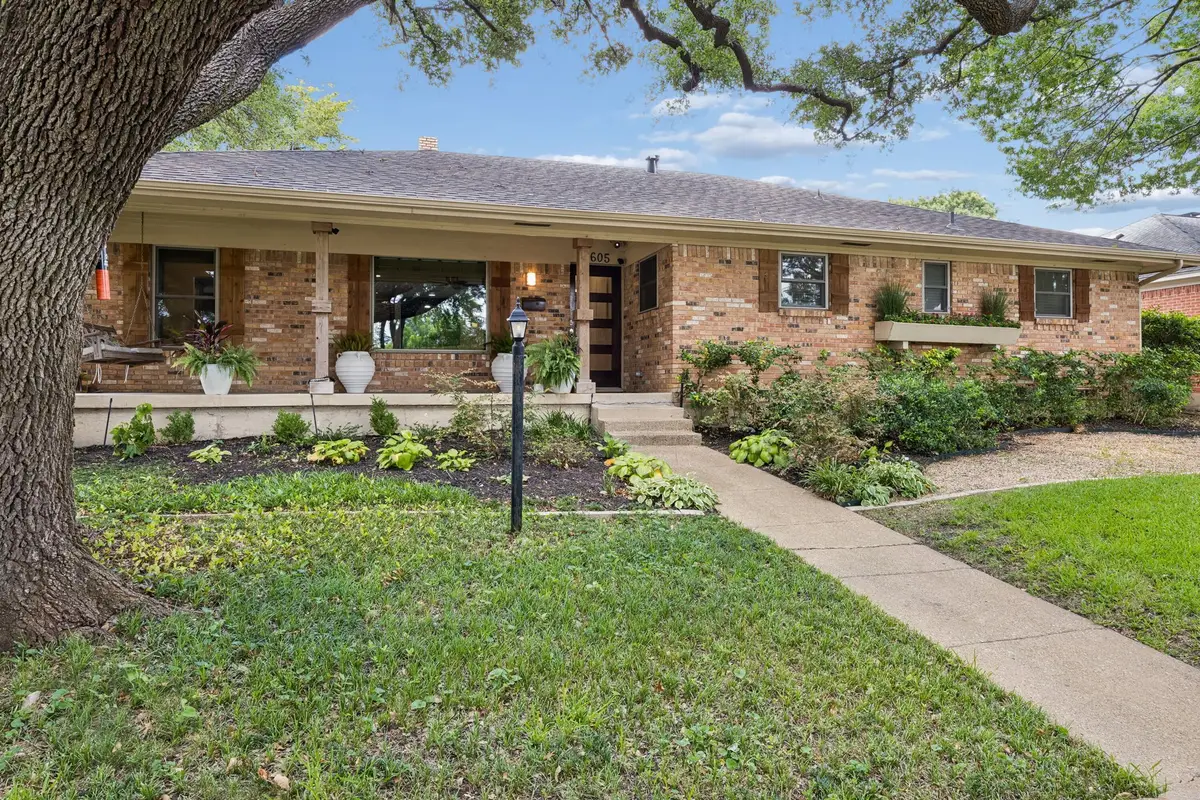 9605 Crestedge Drive, Dallas, TX 75238 - #1
