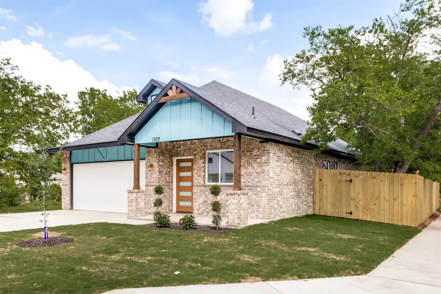 1329 Arizona Avenue, Fort Worth, TX 76104 - #2