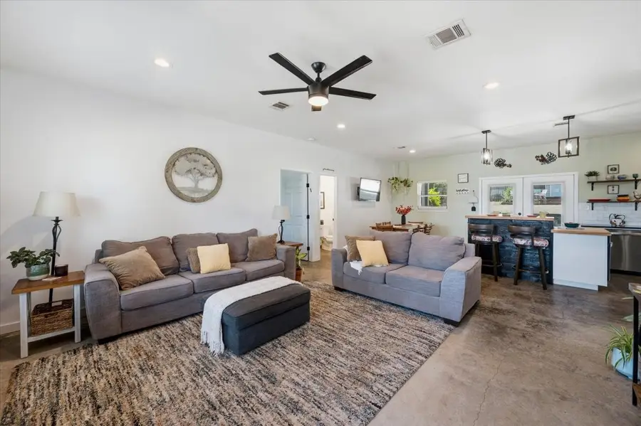 428 Gail Drive, Kennedale, TX 76060 - #3