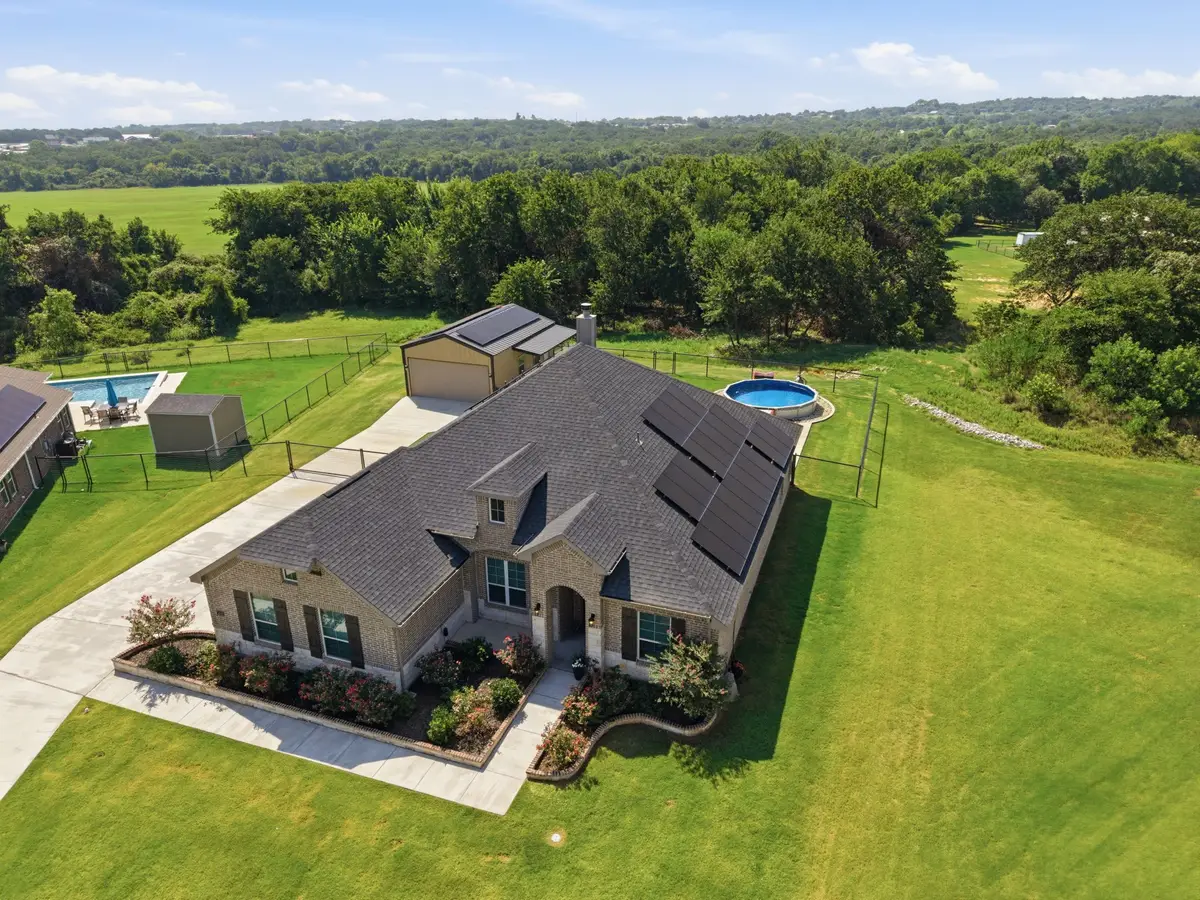 1036 Northern Oaks Court, Springtown, TX 76082 - #1