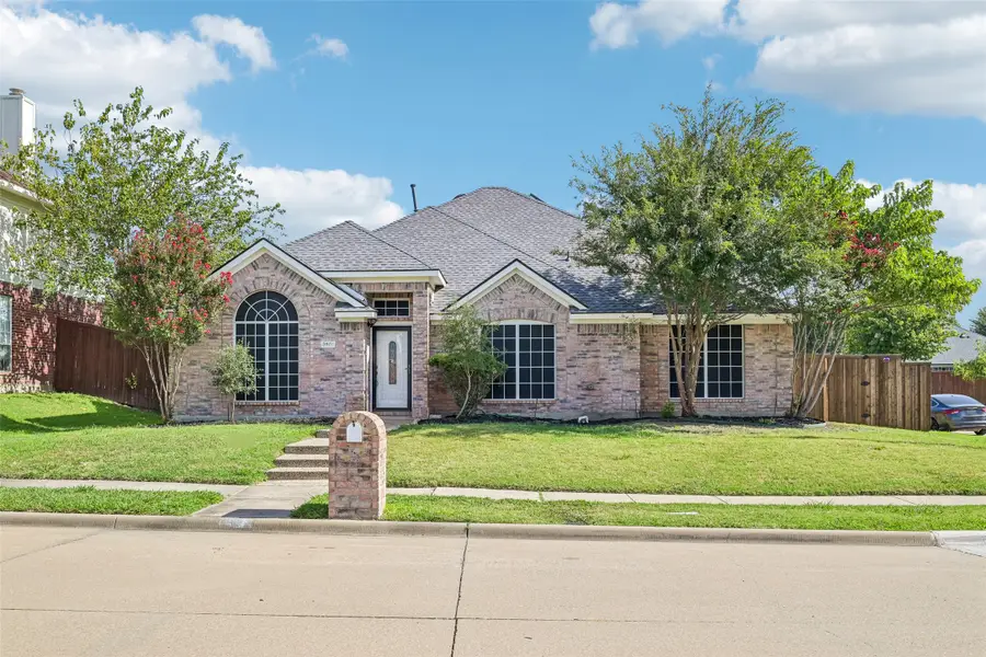 3901 Rolling Hills Drive, Plano, TX 75025 - #2
