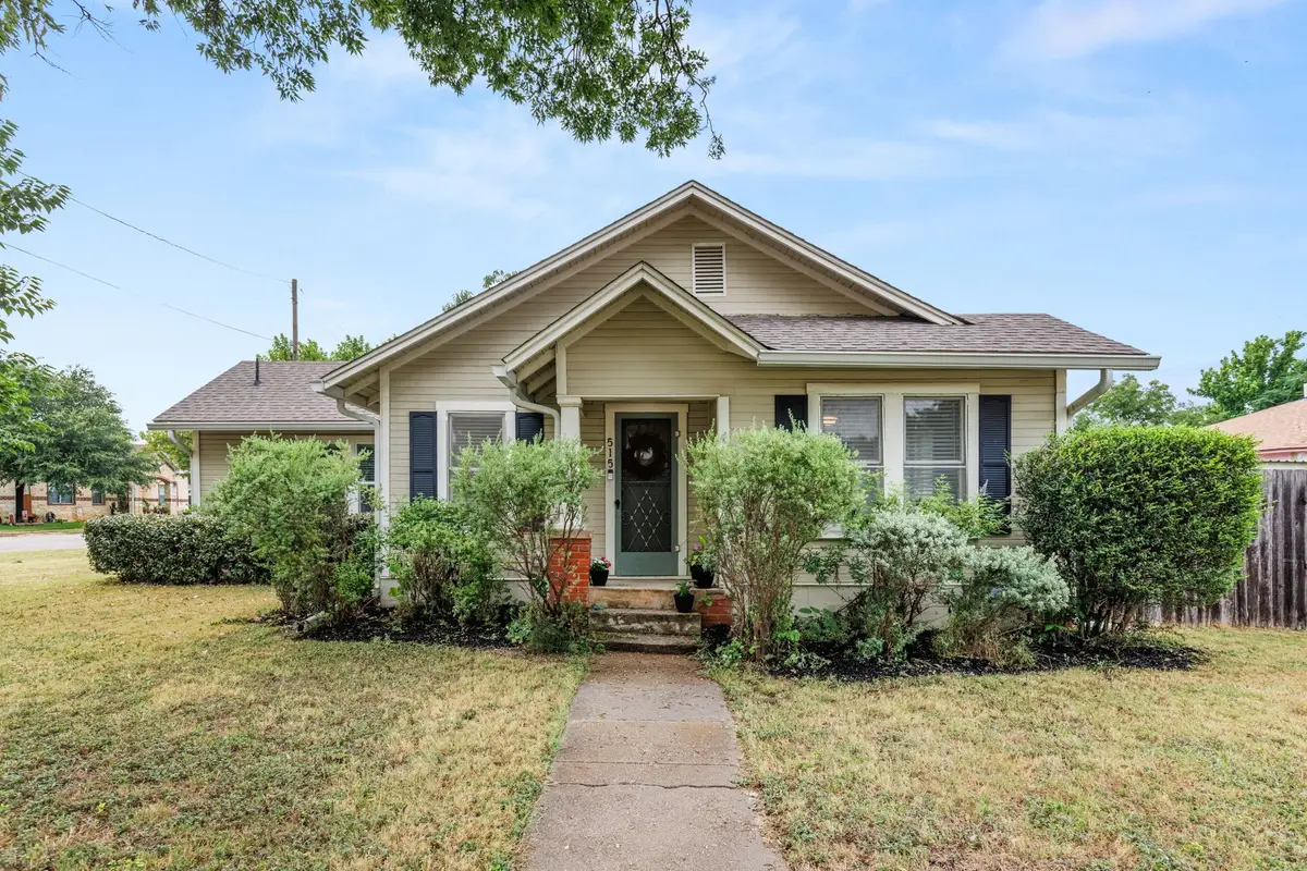 515 W 6th Street, McGregor, TX 76657 - #1