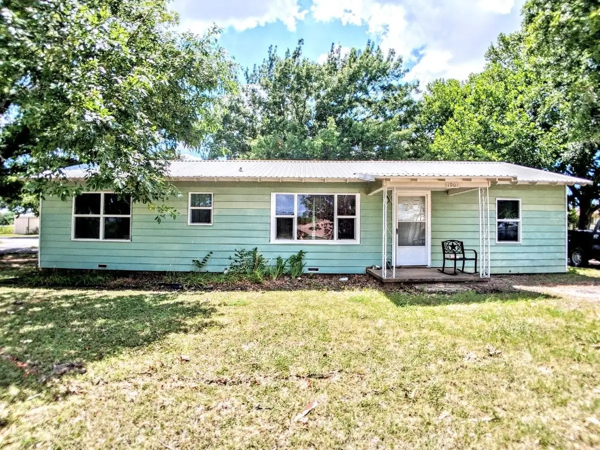 1901 Chico Highway, Bridgeport, TX 76426 - #1