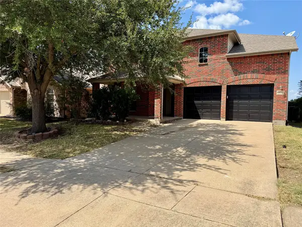 1024 Grimes Drive, Forney, TX 75126