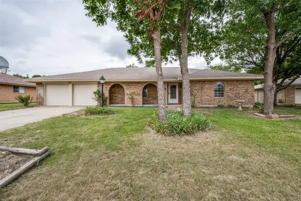 2426 Yellowstone Place, Denton, TX 76209