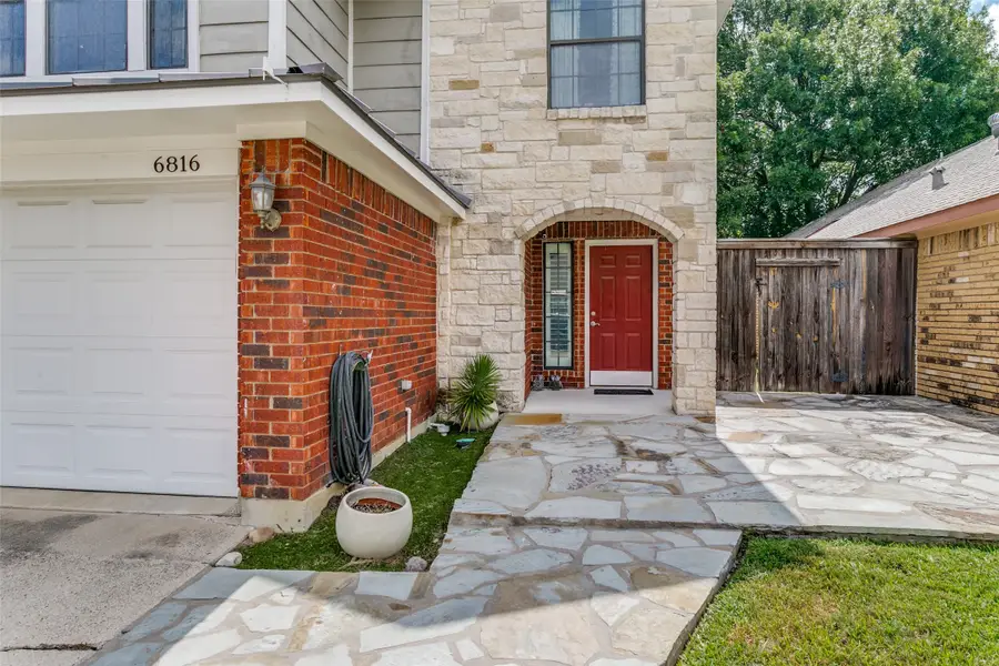 6816 Driffield Circle E, North Richland Hills, TX 76182 - #3