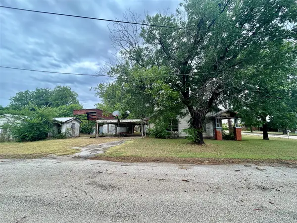 501 W 12th Street, Coleman, TX 76834