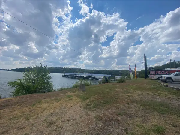 4003 Iron Horse Trail, Granbury, TX 76048