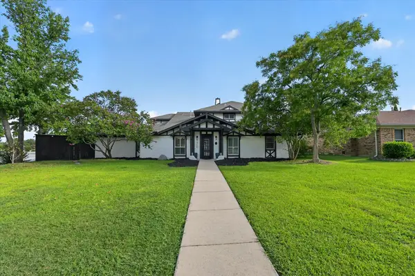 1946 Sussex Drive, Carrollton, TX 75007