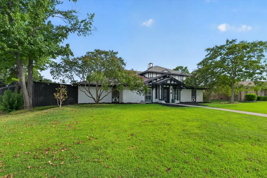 1946 Sussex Drive, Carrollton, TX 75007 - #2