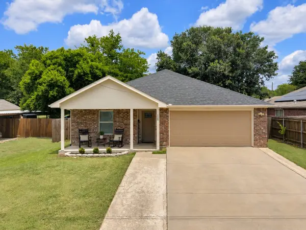 115 E Cason Street, Irving, TX 75061