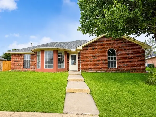 6212 Brookhaven Trail, Arlington, TX 76001
