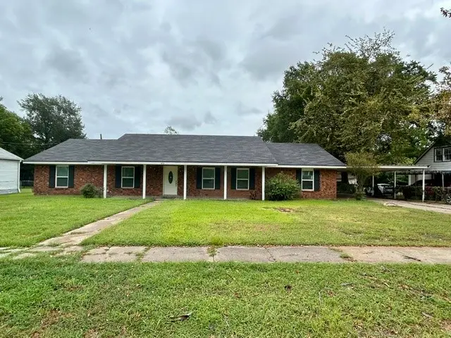 111 S Canton Street, Mexia, TX 76667 - #2