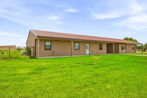 341 Wesley Chapel Road, Jacksboro, TX 76458