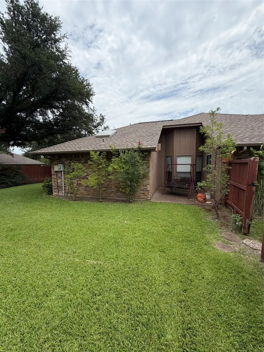 510 Meadowview Lane, Coppell, TX 75019 - #3