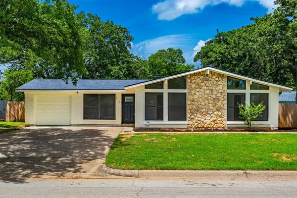 3701 Alhambra Drive, Forest Hill, TX 76119